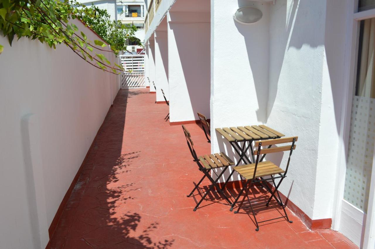 Jacaranda Apartments & Studios Es Cana Dış mekan fotoğraf