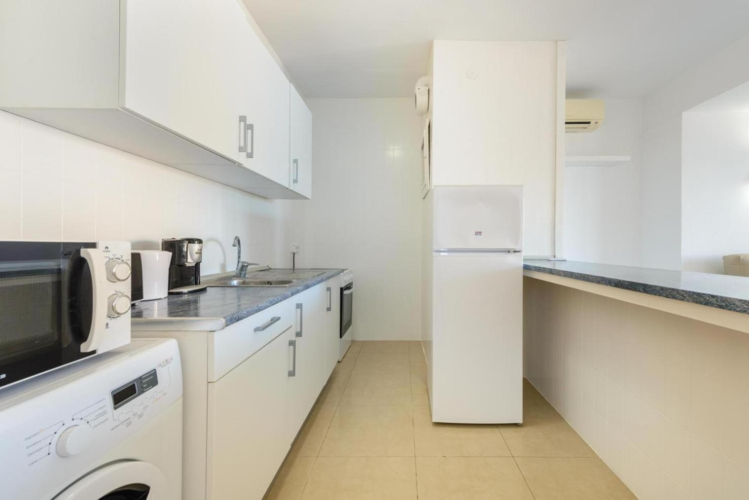 Jacaranda Apartments & Studios Es Cana Oda fotoğraf