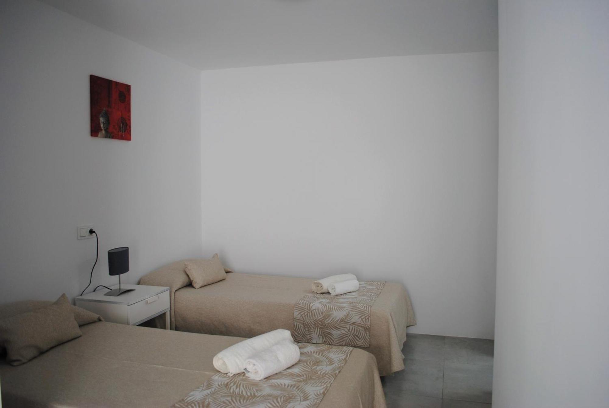 Jacaranda Apartments & Studios Es Cana Dış mekan fotoğraf