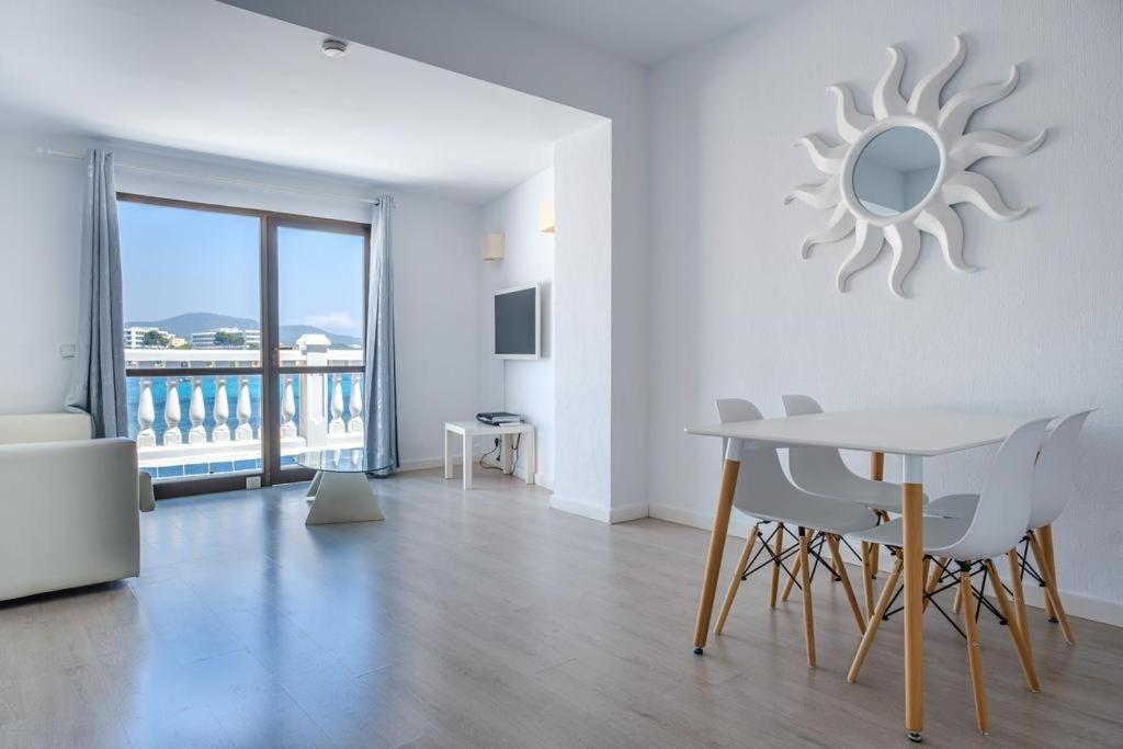 Jacaranda Apartments & Studios Es Cana Dış mekan fotoğraf